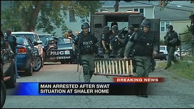 Man in custody as SWAT situation in Shaler ends peacefully | WPXI
