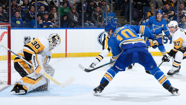 crosby s 4 points lead streaking penguins past blues 6 1 wpxi
